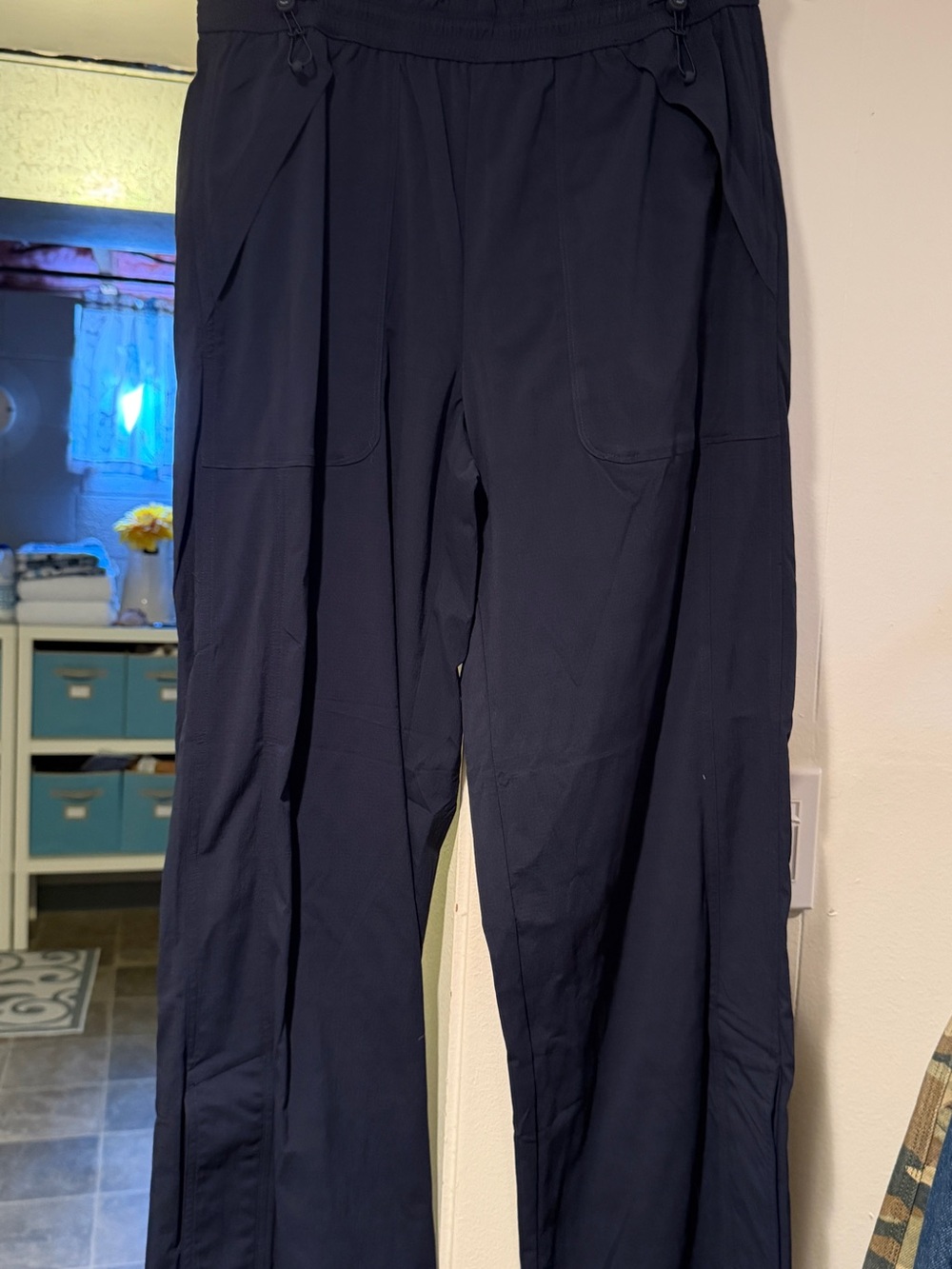 Athleta women’s  Navy Jogger-Style Sweatpants